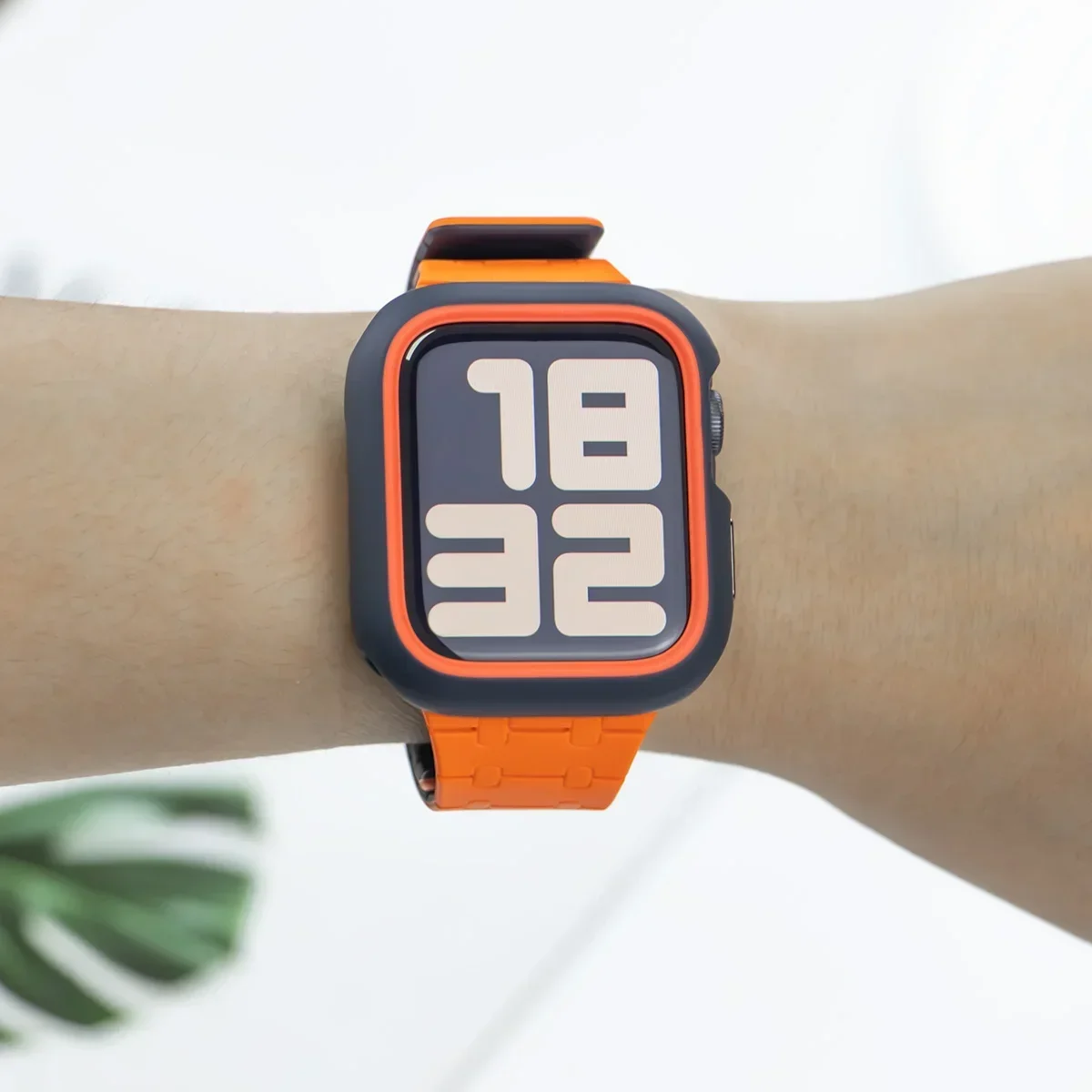 حافظة من البولي يوريثان + حزام - مراجعة Smartwatch Case وسعره
