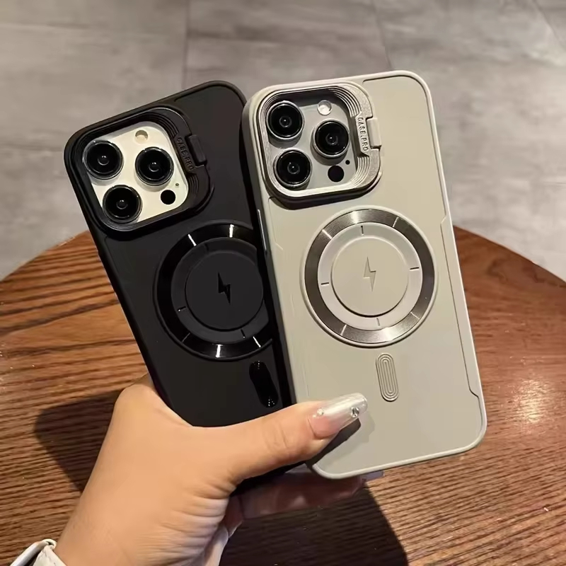 حامل جديد مع مسند لهاتف آيفون  - مراجعة Magnetic Charging Stand وسعره