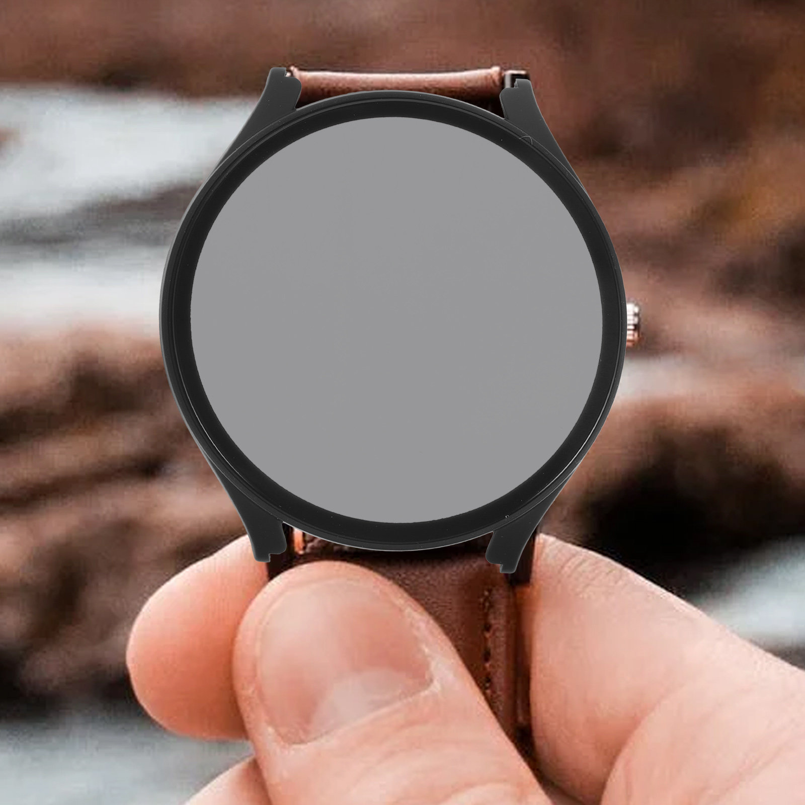 قطعتان من غطاء الساعة الذكية ا - مراجعة Smartwatch Case وسعره